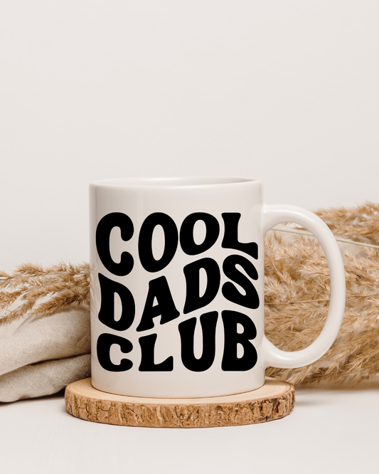 Tasse "Cool Dad Club" – Beidseitig bedruckte Keramiktasse (330 ml) – Stilvolles Geschenk für coole Väter