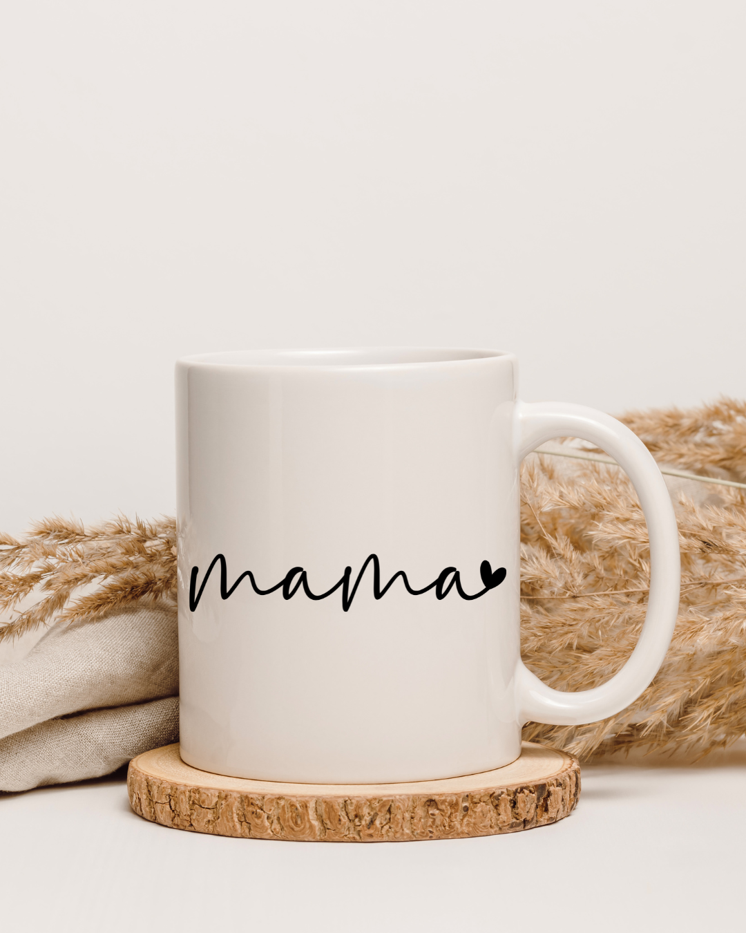 Mama-Tasse mit Herz – modernes Design, perfektes Geschenk für Muttertag & Geburtstag