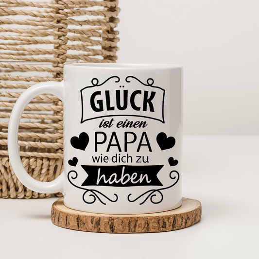 Tasse „Glück ist, einen Papa wie dich zu haben“ – Beidseitig bedruckte Keramiktasse (330 ml)